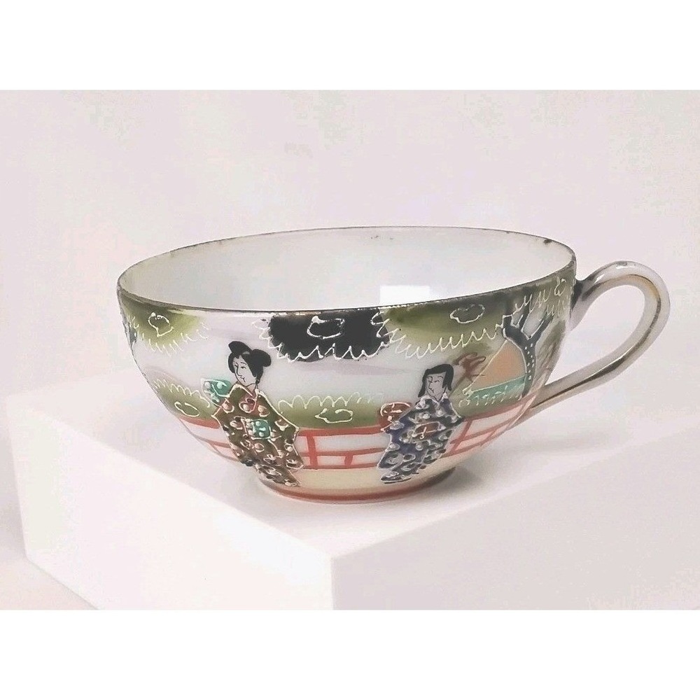 Vintage Hand Painted Japanese Geisha‎ Girls Porcelain Cup